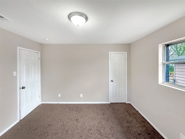 1717 Globe Avenue, Blue Mound, TX 76131