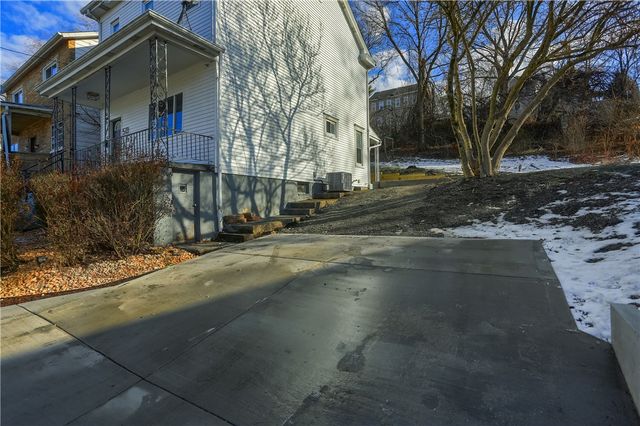 513 Grace St, Mt Washington, PA 15211