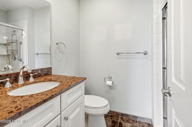 18 Innsbruck Drive, Toms River, NJ 08757