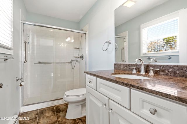 18 Innsbruck Drive, Toms River, NJ 08757