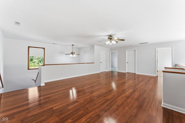 4200 N County Road 1000 E, Hope, IN 47246