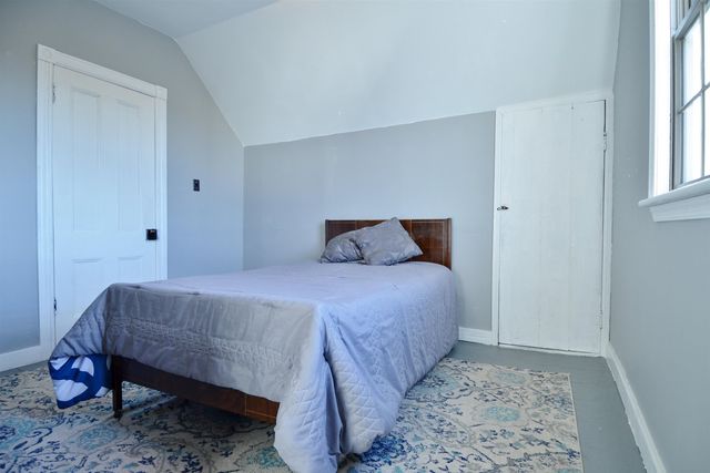 126 LORD AVE, Bayonne, NJ 07002