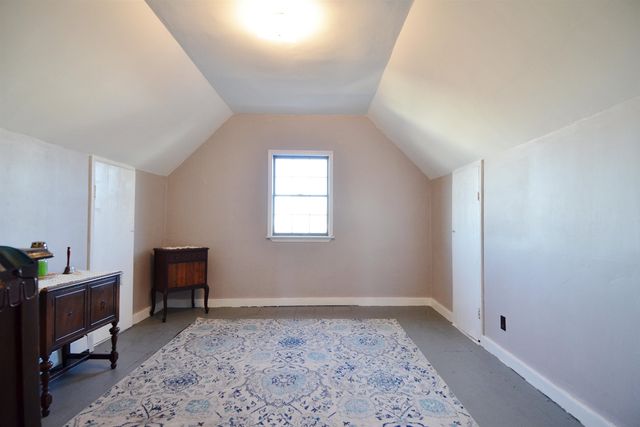 126 LORD AVE, Bayonne, NJ 07002