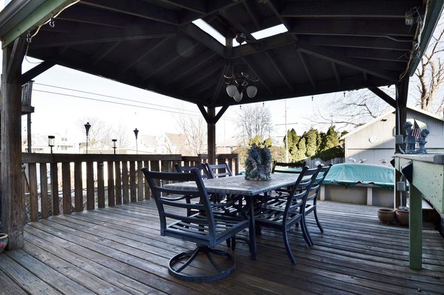 126 LORD AVE, Bayonne, NJ 07002