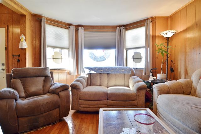 126 LORD AVE, Bayonne, NJ 07002