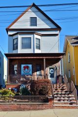 126 LORD AVE, Bayonne, NJ 07002