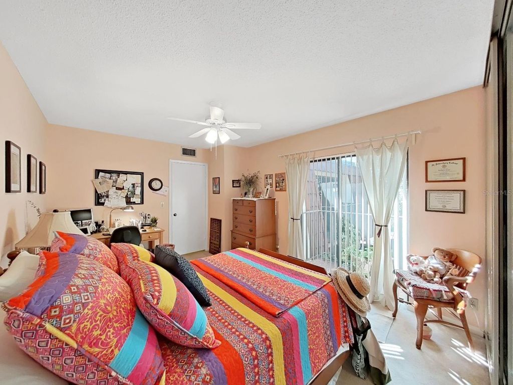 Image 20 of property listing at 2604 10TH COURT, Palm Harbor, FL 34684