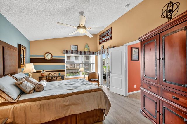 2249 Soundings Court, Greenacres, FL 33413