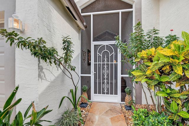 2249 Soundings Court, Greenacres, FL 33413