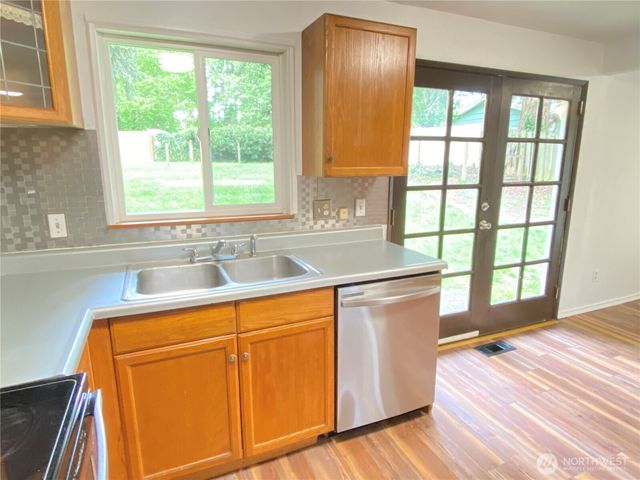 2822 College Street SE, Lacey, WA 98503