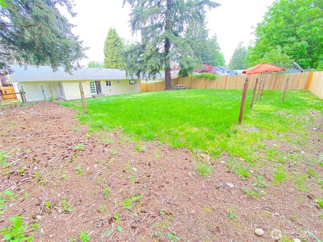2822 College Street SE, Lacey, WA 98503
