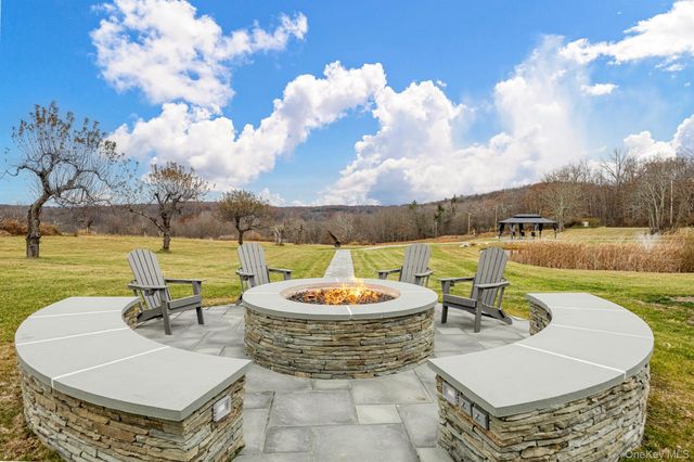 97 Valley Farm Road, Millbrook, NY 12545