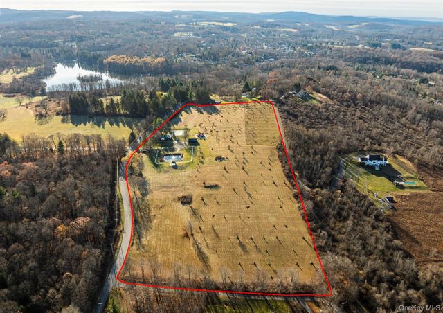 97 Valley Farm Road, Millbrook, NY 12545