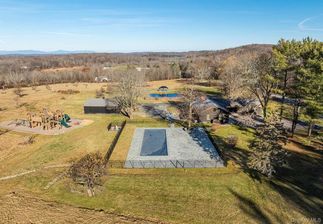 97 Valley Farm Road, Millbrook, NY 12545