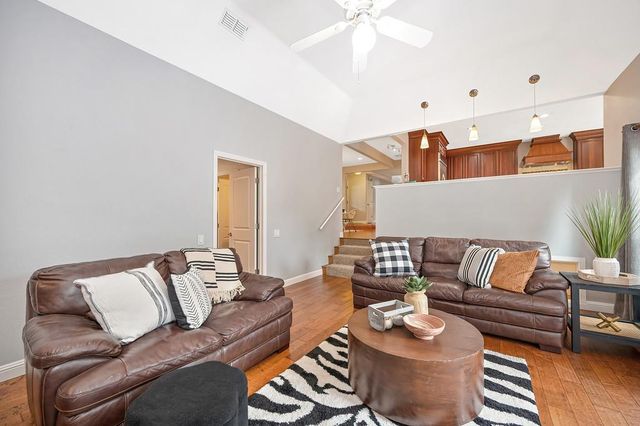 8780 Longmore Way, Fair Oaks, CA 95628