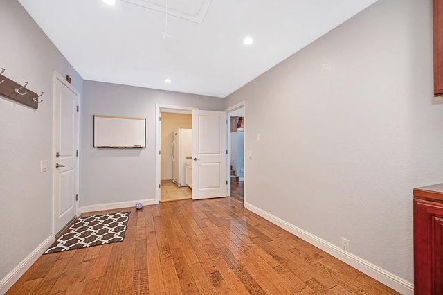 8780 Longmore Way, Fair Oaks, CA 95628