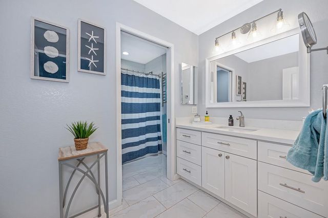 8780 Longmore Way, Fair Oaks, CA 95628