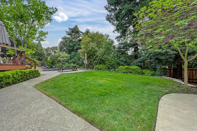 8780 Longmore Way, Fair Oaks, CA 95628