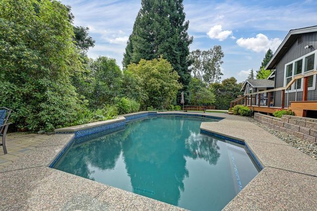 8780 Longmore Way, Fair Oaks, CA 95628