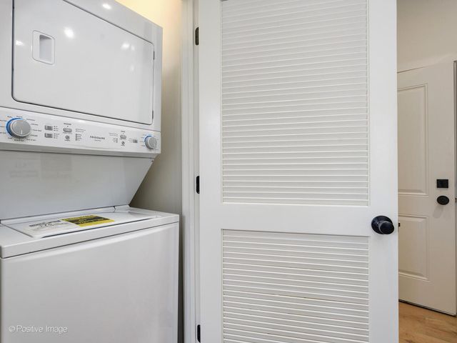 2801 Thatcher Avenue 303, River Grove, IL 60171