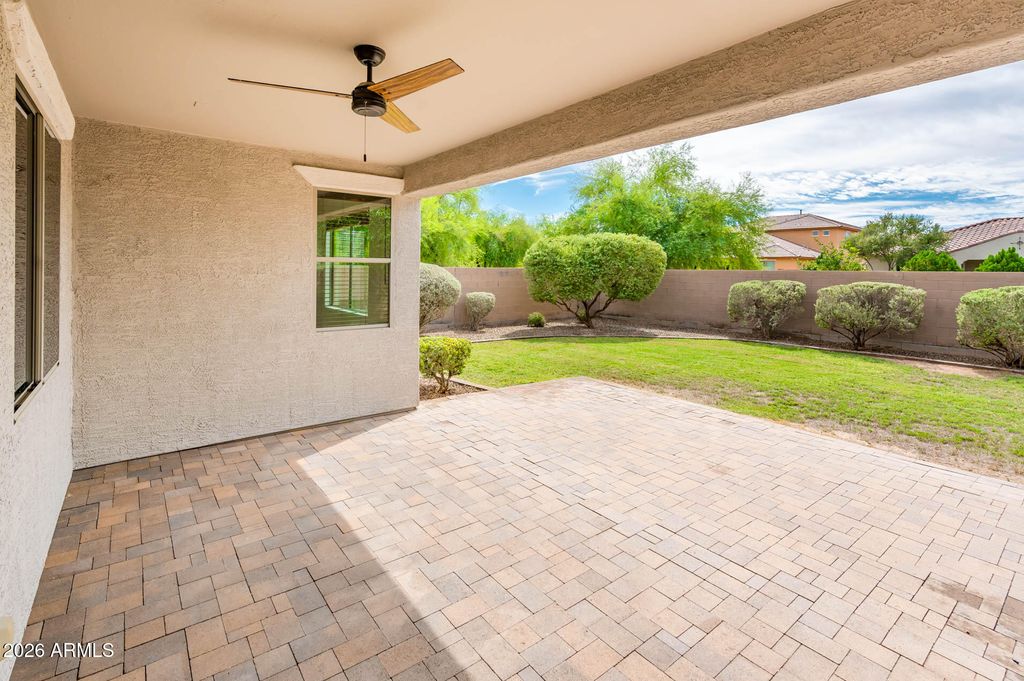 685 E HUMMINGBIRD Way, Gilbert, AZ 85297 — photo 5