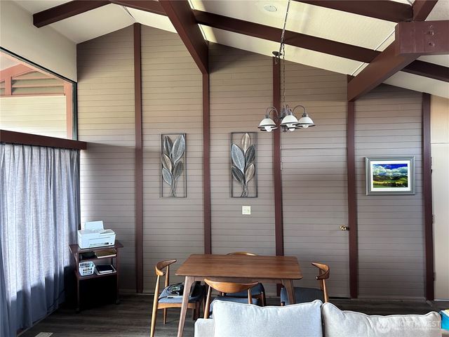 940 SE 12th Street, College Place, WA 99324