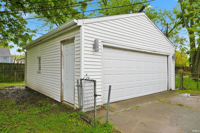 4405 Plaza Drive, Fort Wayne, IN 46806