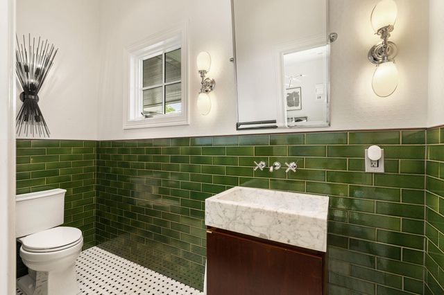 802 Blanco ST, Austin, TX 78703