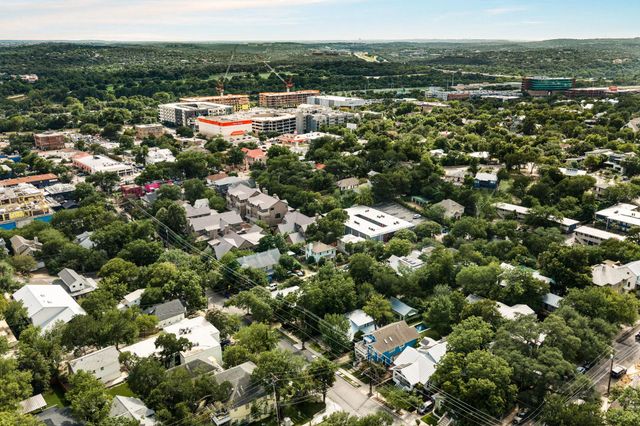 802 Blanco ST, Austin, TX 78703