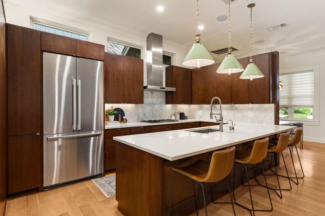 802 Blanco ST, Austin, TX 78703