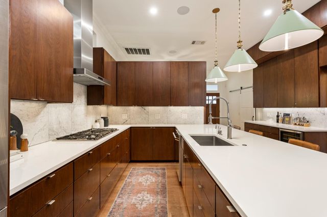 802 Blanco ST, Austin, TX 78703