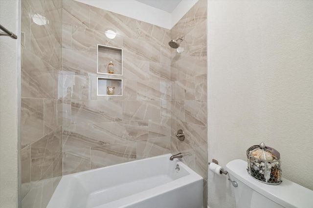 1201 Bering Drive 45, Houston, TX 77057