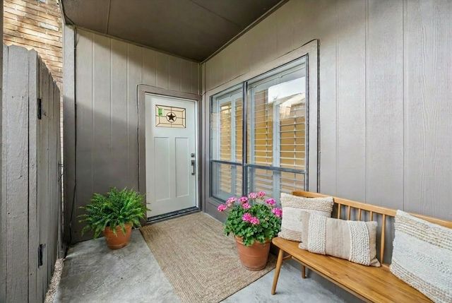 1201 Bering Drive 45, Houston, TX 77057