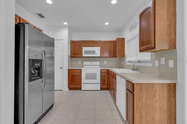 4210 WINDSOR LAKE CIRCLE, Sanford, FL 32773