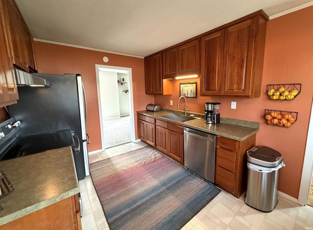 4155 W Middle Court, Bloomington, IN 47403