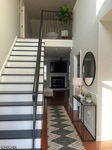 53 Colby Ct, White Twp., NJ 07823