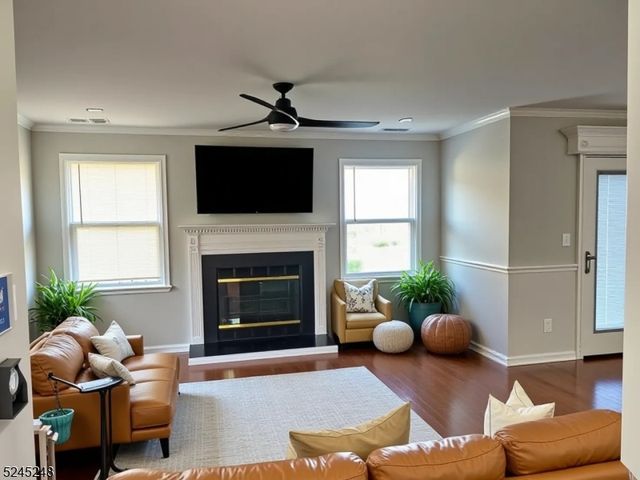 53 Colby Ct, White Twp., NJ 07823