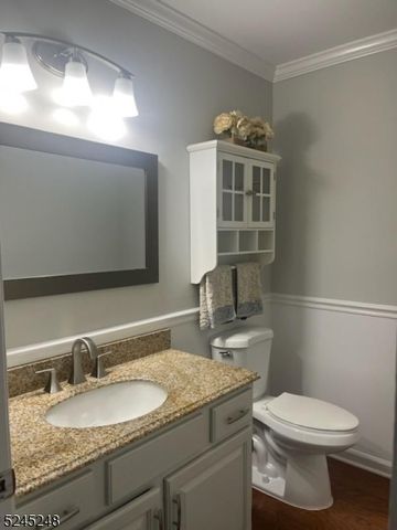 53 Colby Ct, White Twp., NJ 07823