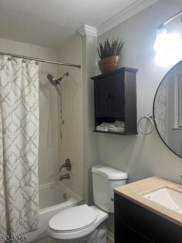 53 Colby Ct, White Twp., NJ 07823