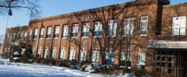 53 Colby Ct, White Twp., NJ 07823