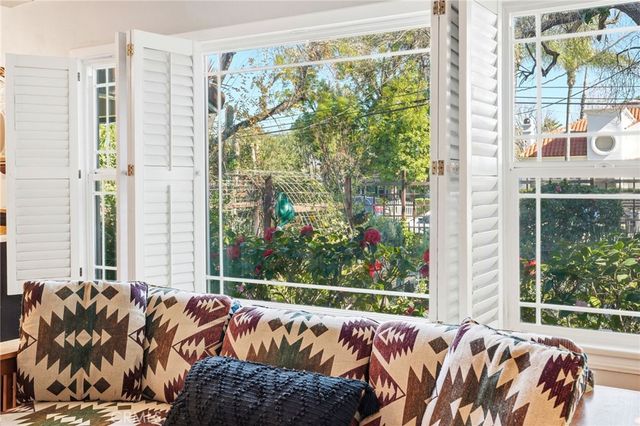 4963 Haskell, Encino, CA 91436