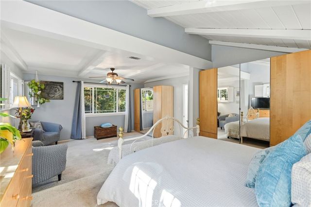 4963 Haskell, Encino, CA 91436