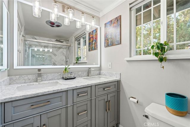 4963 Haskell, Encino, CA 91436