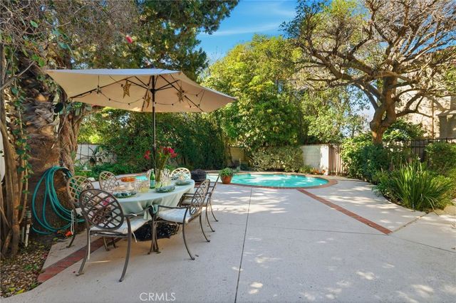 4963 Haskell, Encino, CA 91436