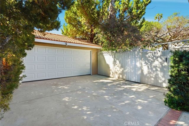 4963 Haskell, Encino, CA 91436