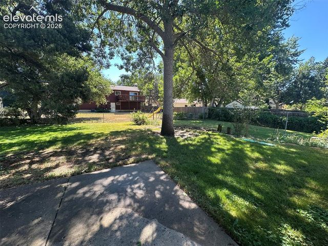 2813 Dusk Drive, Colorado Springs, CO 80918