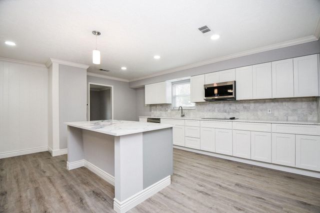 14011 Wickersham Lane, Houston, TX 77077