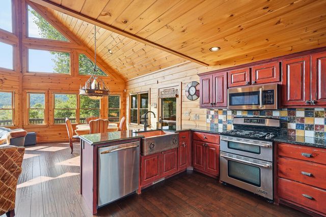 153 Beavers Cove Road, Morganton, GA 30560