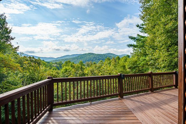 153 Beavers Cove Road, Morganton, GA 30560