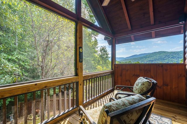 153 Beavers Cove Road, Morganton, GA 30560